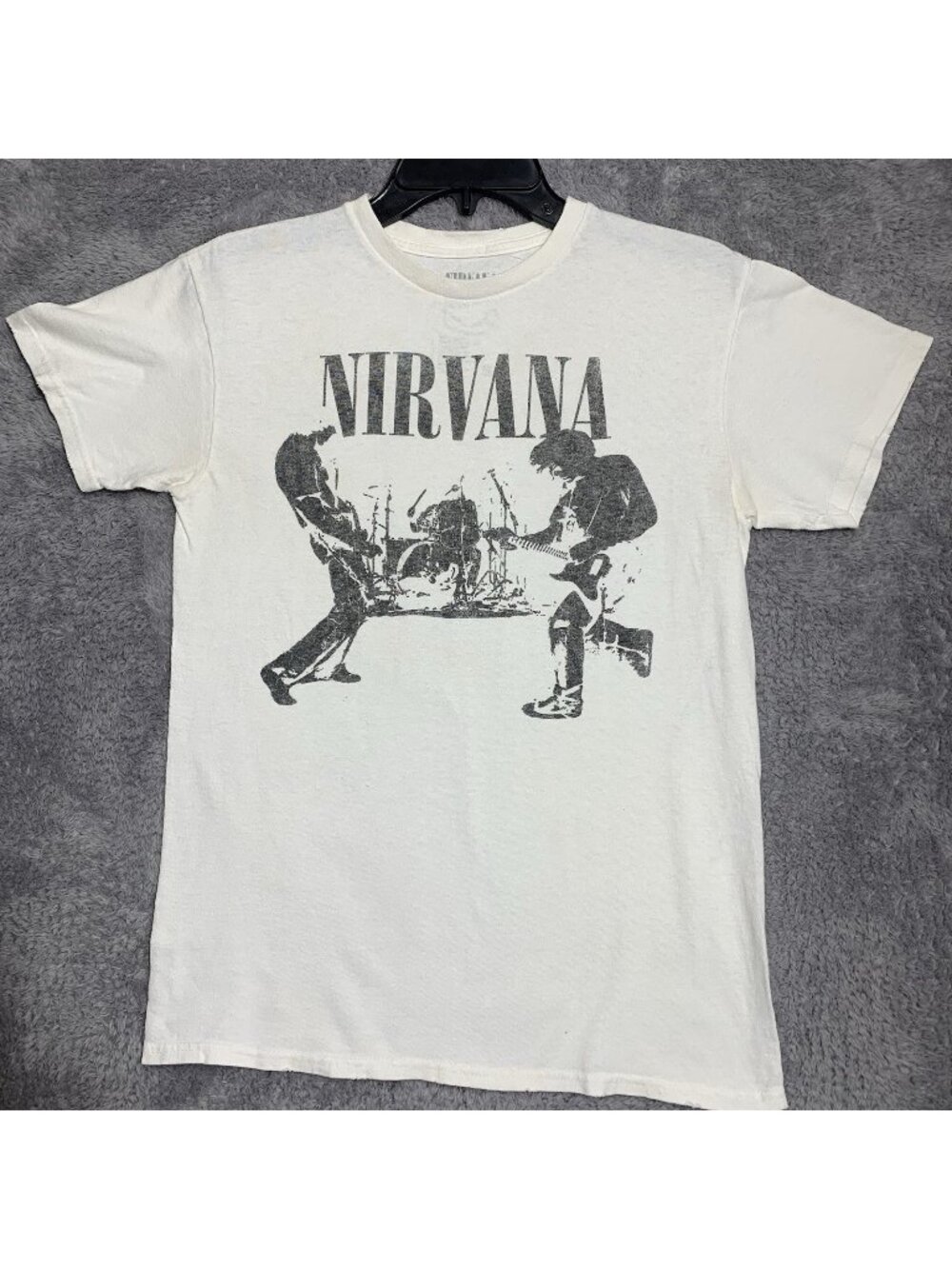 Nirvana Graphic Tee Unisex Small Cream Band Live Performance Short Sleeve Shirt